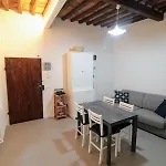 Апартаменты The Galluzza House *